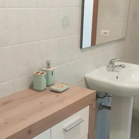 Maia Etna Sea Apartman *