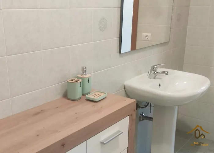 Maia Etna Sea Apartman *